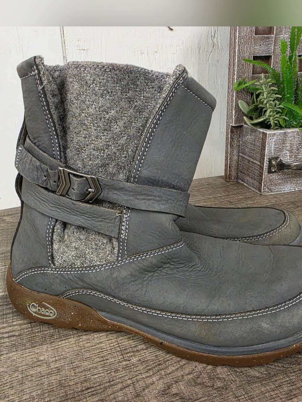 Chaco Women's Hopi Castlerock Gray Leather Wool Lined Ankle Boots 8 Fall Winter